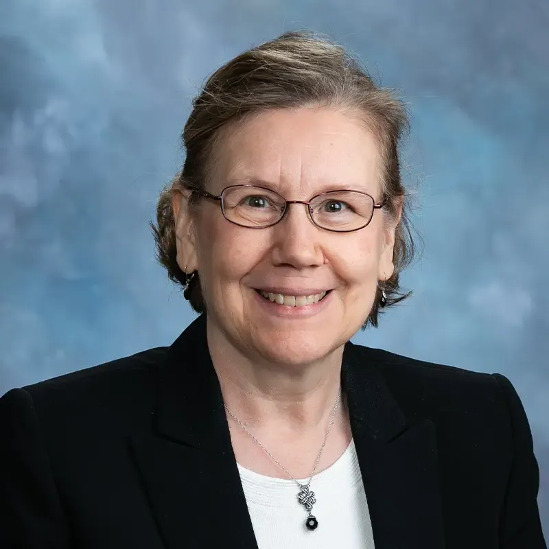 Headshot of Michele Petersen